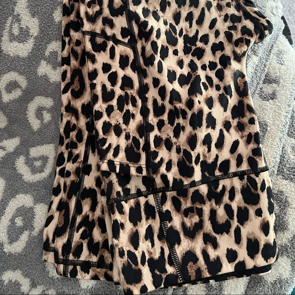 Victoria Secret leggings. EUC. Worn once.